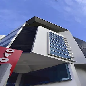 Oyo 9116 Thamburu International Hotel Thiruvananthapuram